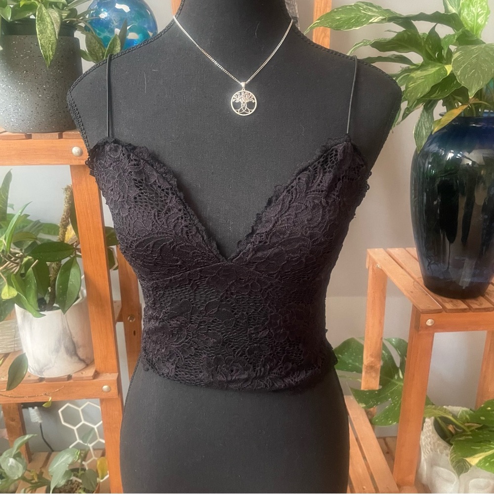 🔥HOST PICK🔥Dynamite Black Lace Plunge Camisole/Bralette